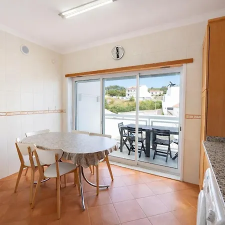 Horizonte - Equipped & Cozy With Sea View Nazaré